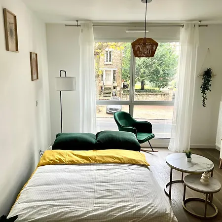 Appartement Proche De Paris Et Versailles Chaville Exterior photo